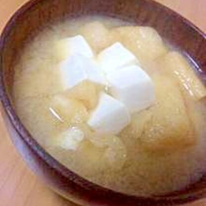 豆腐と油揚げのお味噌汁＊